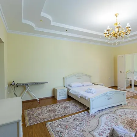Apartament Nazarbaeva 119 Almaty Exterior photo